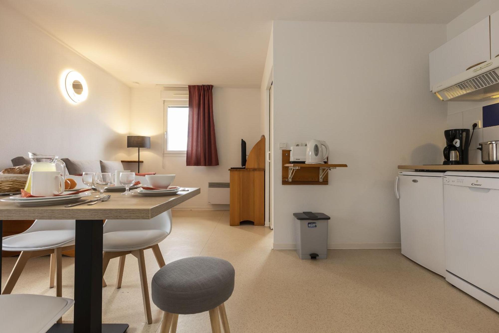Residence Odalys Mille Soleils Font-Romeu-Odeillo-Via Екстериор снимка