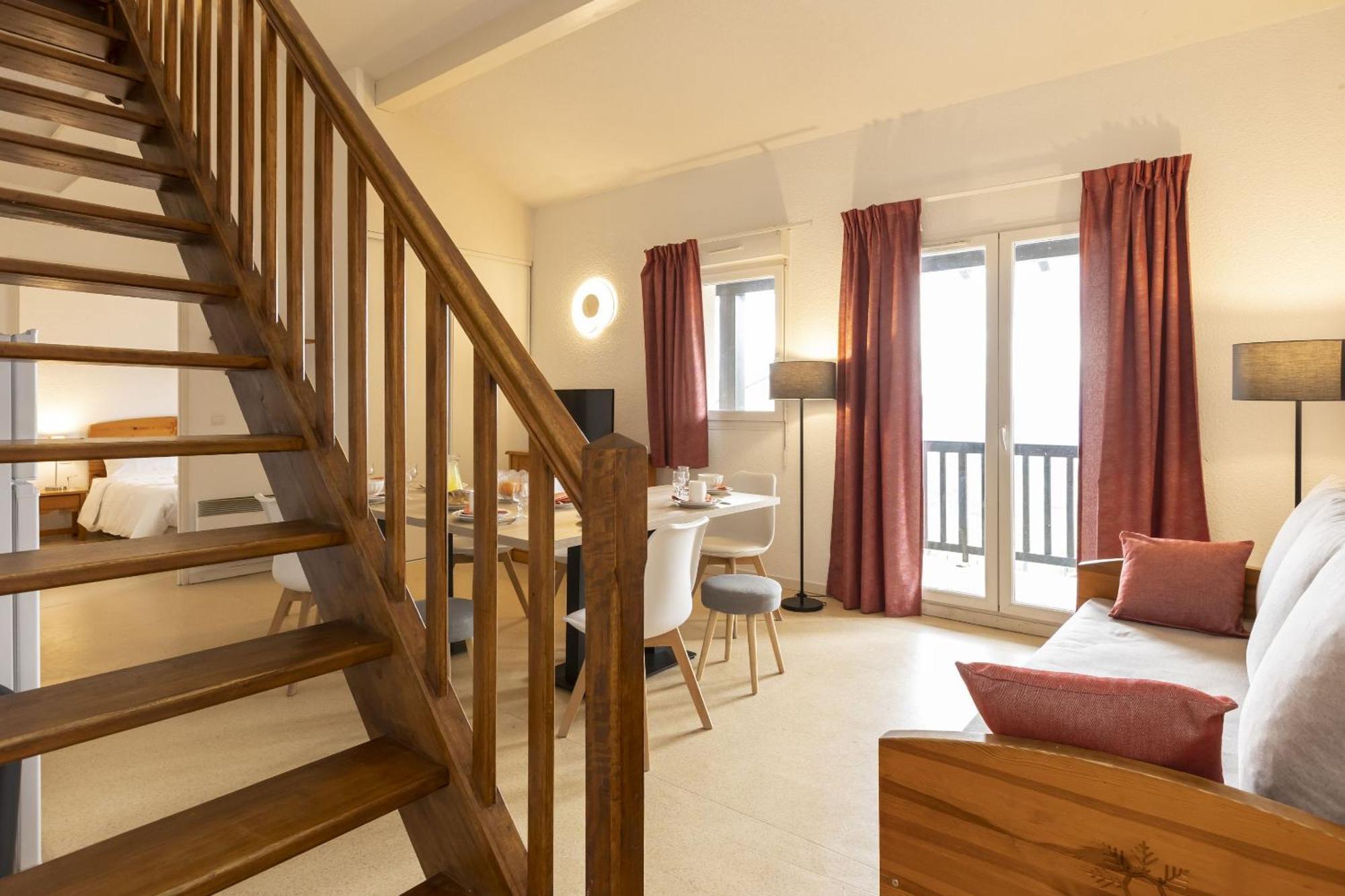 Residence Odalys Mille Soleils Font-Romeu-Odeillo-Via Екстериор снимка