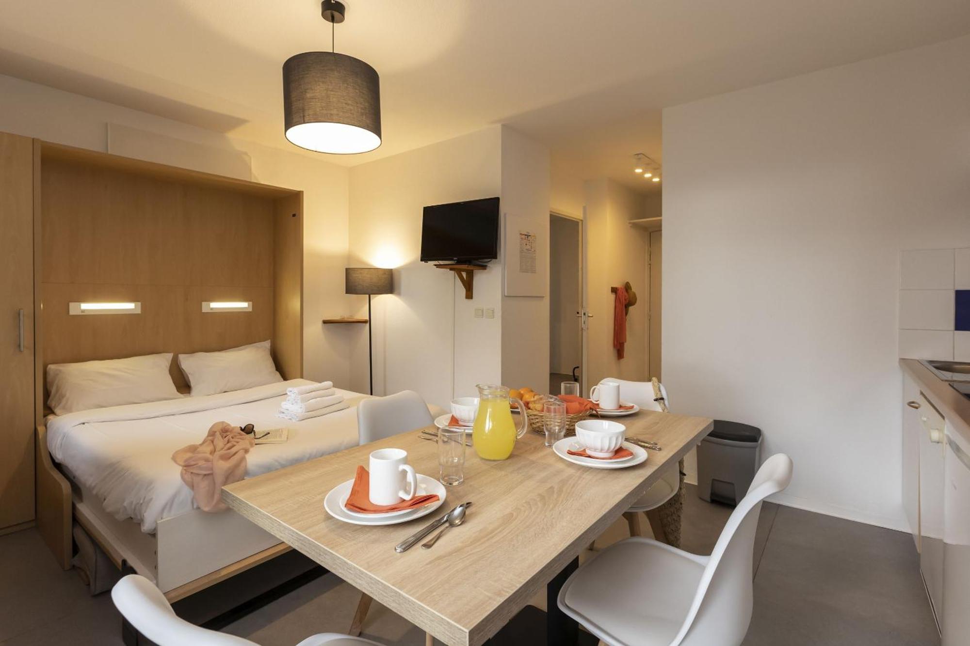 Residence Odalys Mille Soleils Font-Romeu-Odeillo-Via Екстериор снимка