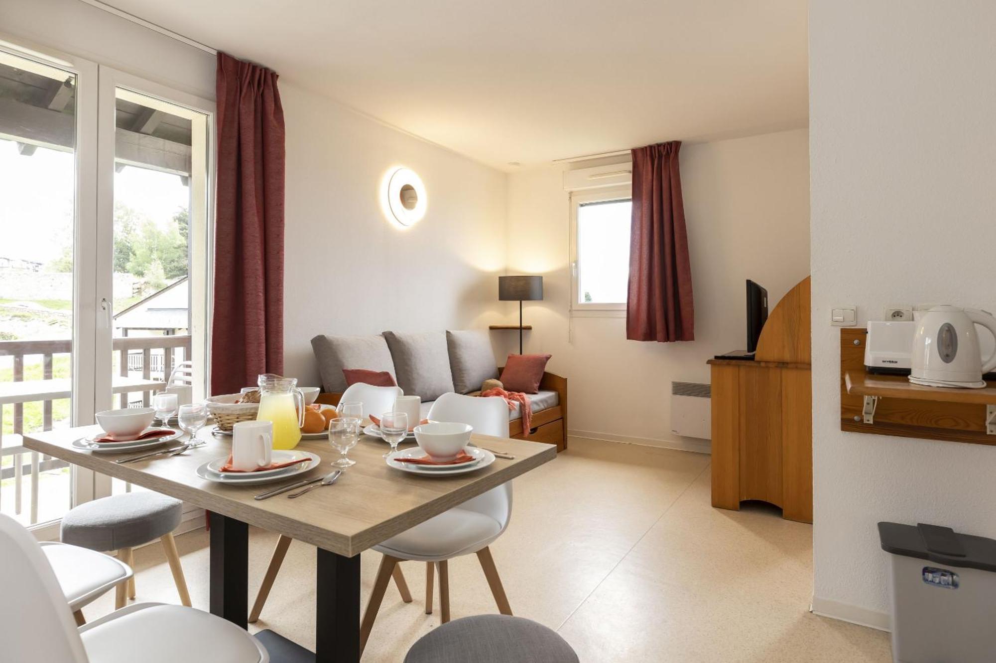 Residence Odalys Mille Soleils Font-Romeu-Odeillo-Via Екстериор снимка
